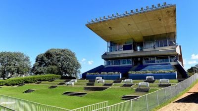 Celebrao dos 118 anos do Jockey se une  design independente e economia criativa