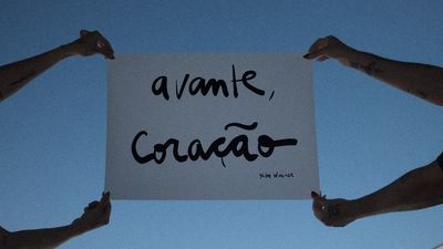 Porto Alegre recebe galeria 'Avante, corao' neste sbado